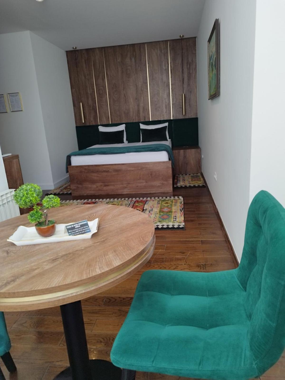 071 Free Garage Parking Apartment Sarajevo
